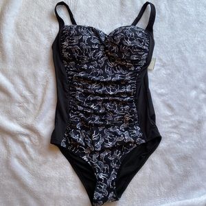 Romenza Targo One Piece Bathing Suit